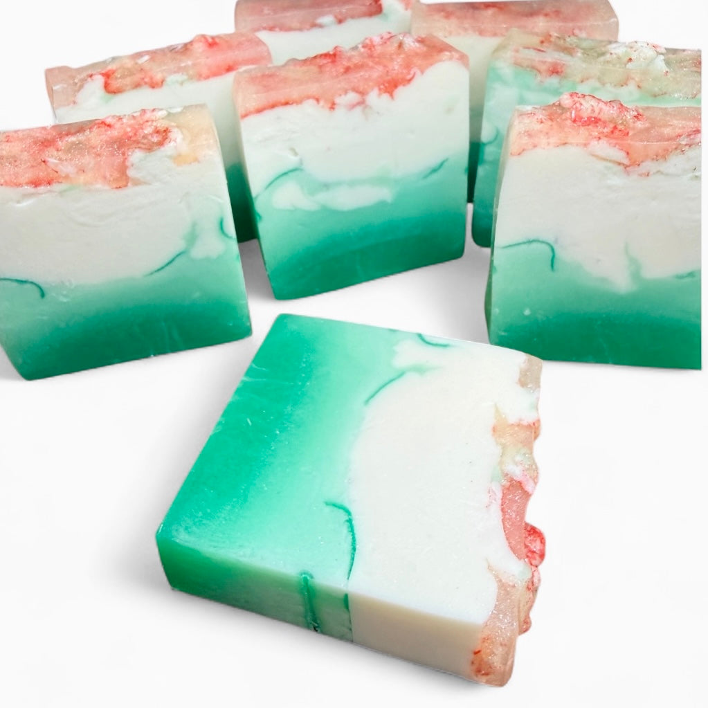 Winterberry Pine Soap with Moisturizing Goat’s Milk & Glycerin